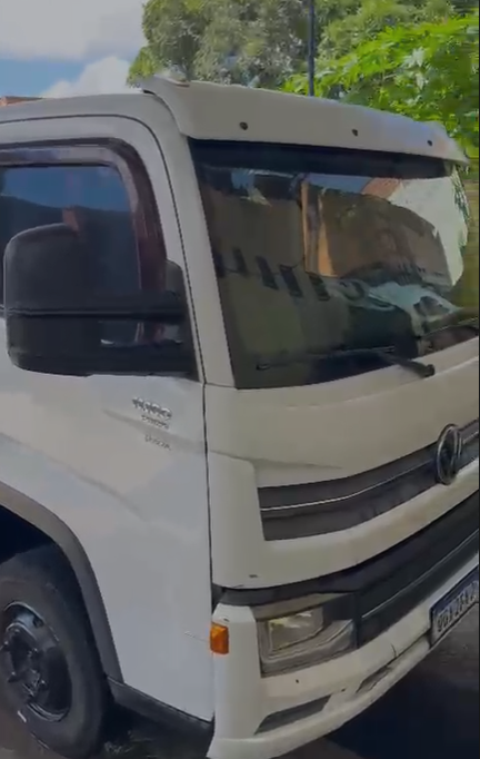 Caminhão VW 11.180 Delivery
